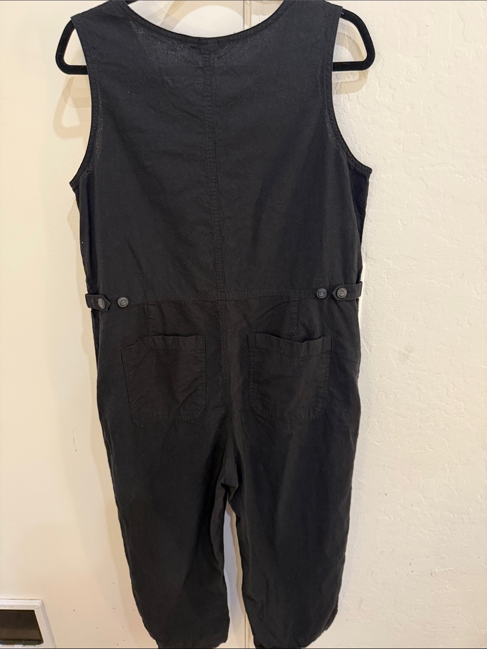 Duluth Trading Co Black Sleeveless Button-Front Jumpsuit - Picture 4 of 7